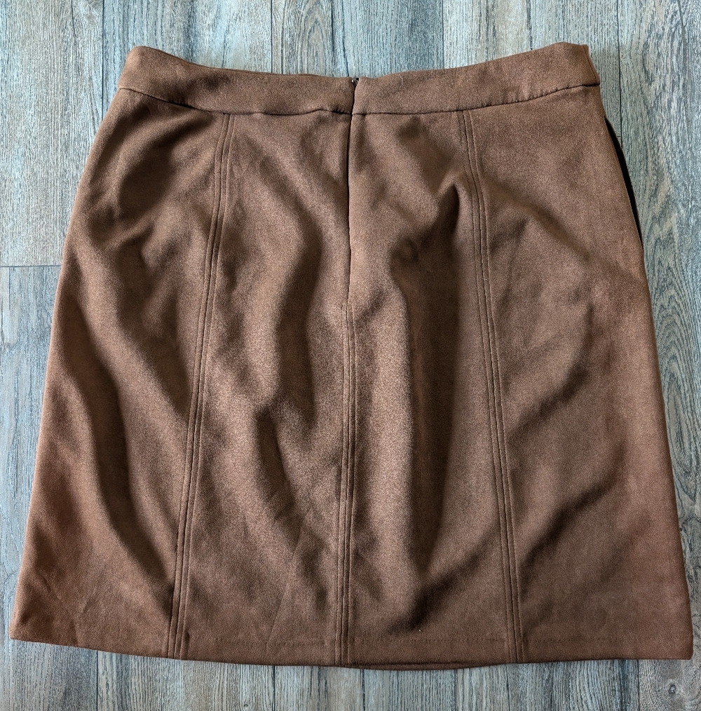 LANE BRYANT Pencil Skirt Brown Faux Suede Plus Size 18 - Picture 4 of 10